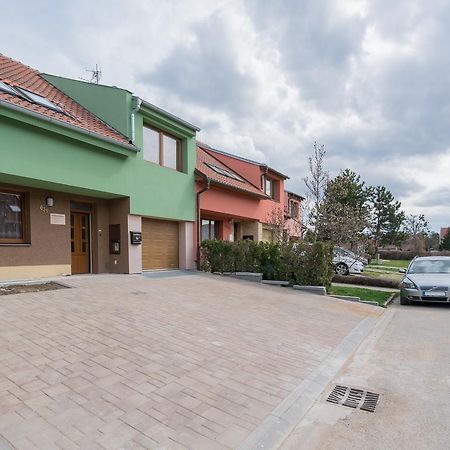 Ubytování Lednice Esterno foto