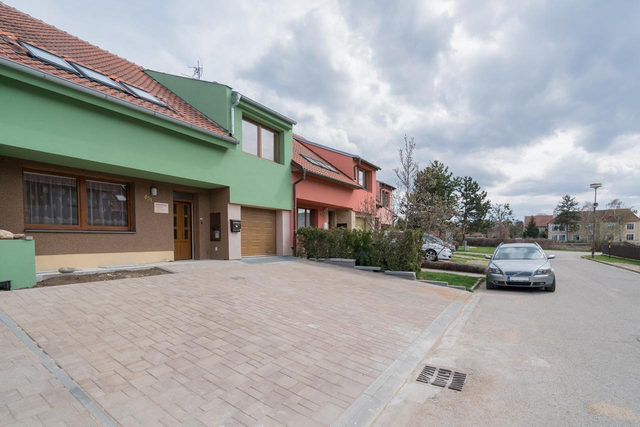 Ubytování Lednice Esterno foto